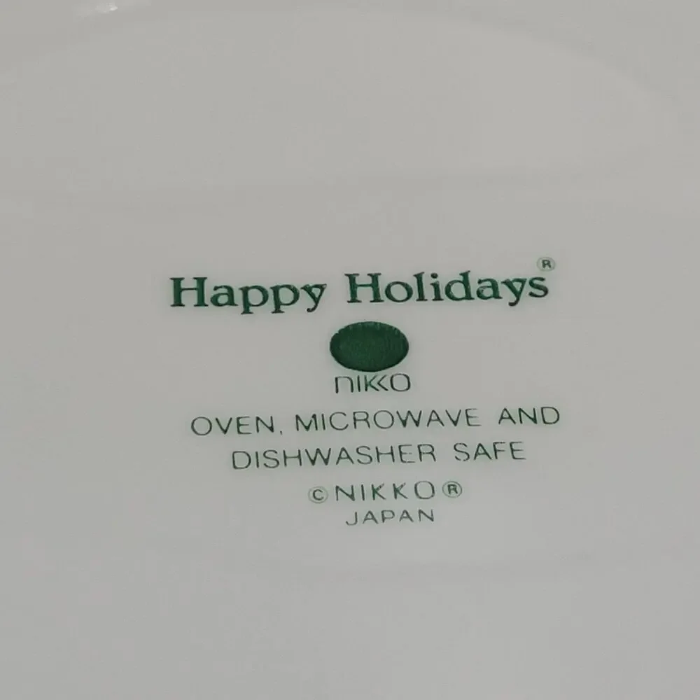 Set of 2 Nikko Happy Holidays Christmas Swirl Dinner Plates 10.75